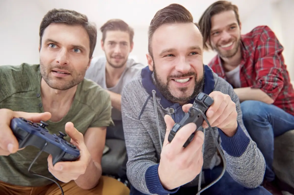 Family Time Jadi Seru! 10 Rekomendasi Game Online yang Cocok Dimainkan Bareng Keluarga
