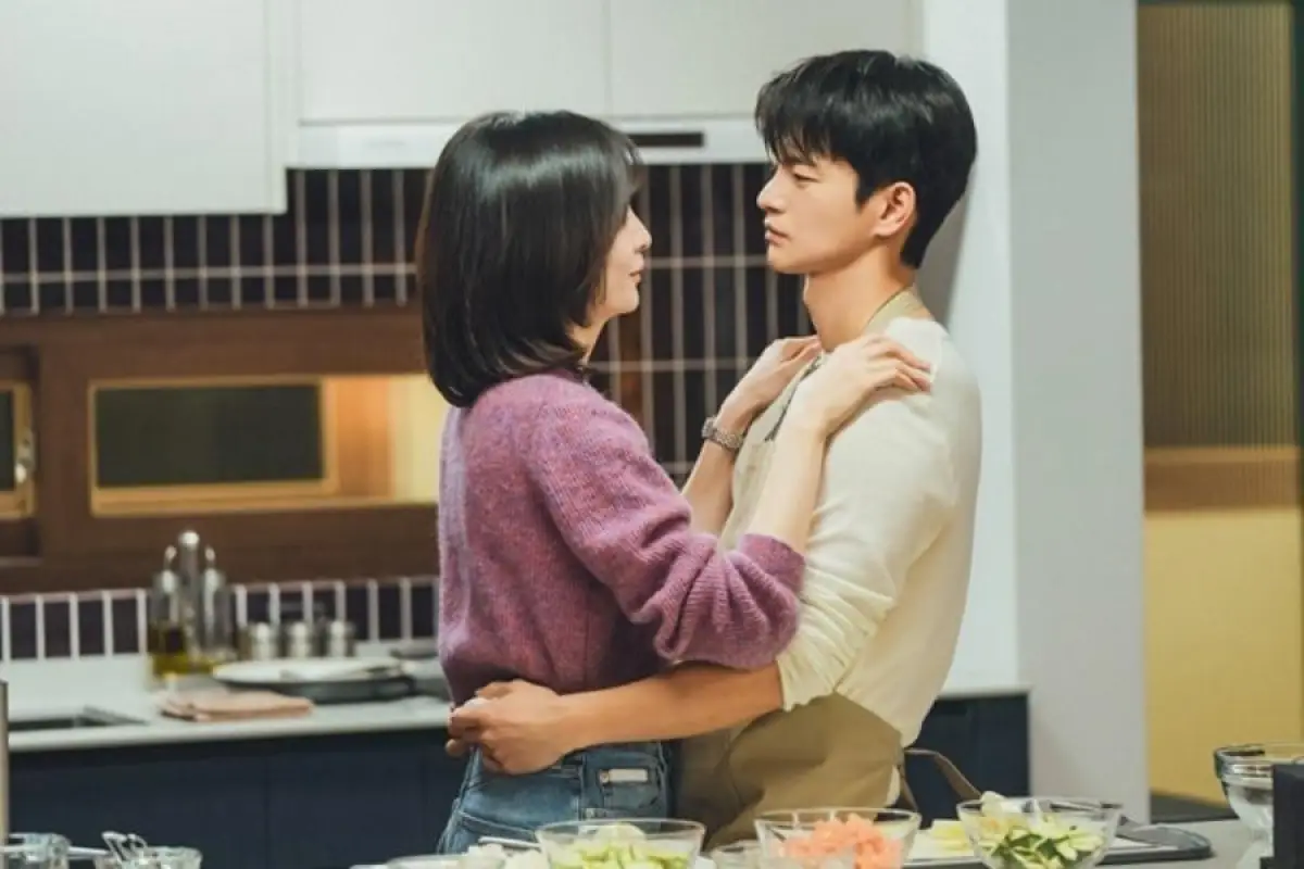 Seo In Guk dan Park Ji Hyun Pamer Kemesraan ala Pengantin Baru di Drakor Terbaru