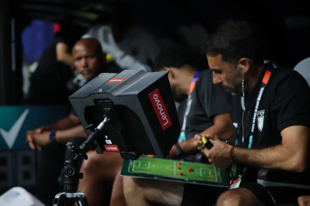 Lenovo Tunjukkan Peran Besar Teknologi AI di FIFA World Cup 2026